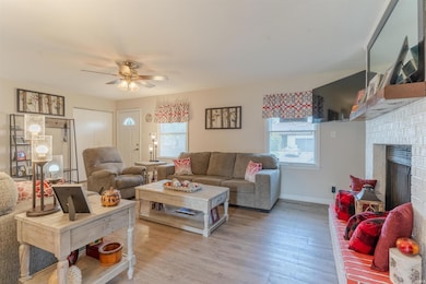 2840 Squire Ln, Evansville, IN 47715 - photo 6