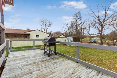 1817 Winding Hollow Dr, Columbus, OH 43223 - photo 5