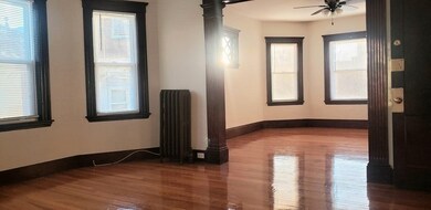 39 Thurston St unit 2, Somerville, MA 02145 - photo 3