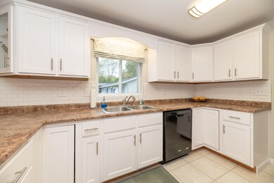 331 E Morrell-6