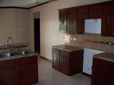 604 S Val Verde Rd, Donna, TX 78537 - photo 5