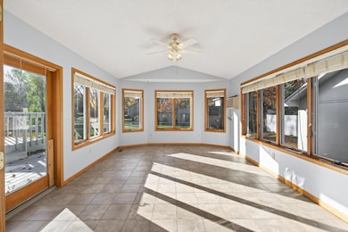 12760 Raven St NW, Coon Rapids, MN 55448 - photo 6