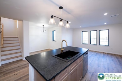 111 Main St, Glendon, PA 18042 - photo 5