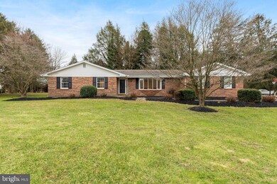 104 W Locust Ln, Kennett Square, PA 19348 - photo 2