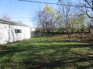 67 Alameda Dr, Carpentersville, IL 60110 - photo 5