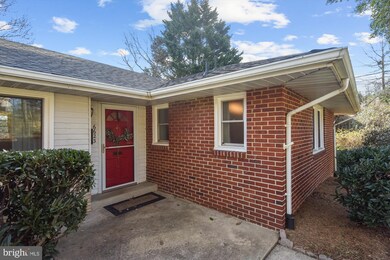 6623 Beddoo St, Alexandria, VA 22306 - photo 3