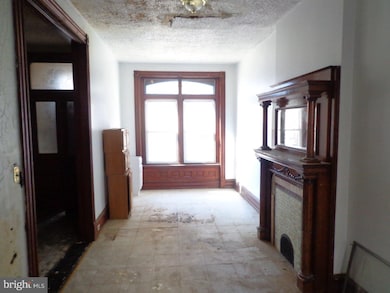 25 S 3rd St, Reading, PA 19602 - photo 4