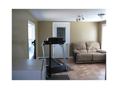 37 Charles St, Central Falls, RI 02863 - photo 2