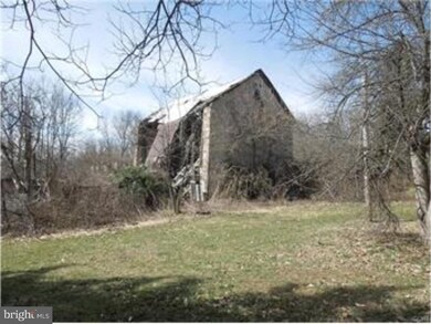 6339 Palm Rd, Zionsville, PA 18092 - photo 3