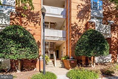 1357 Garden Wall Cir unit 708, Reston, VA 20194 - photo 2