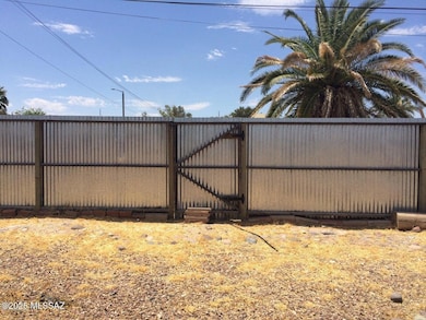 4220 E 27th St, Tucson, AZ 85711 - photo 4