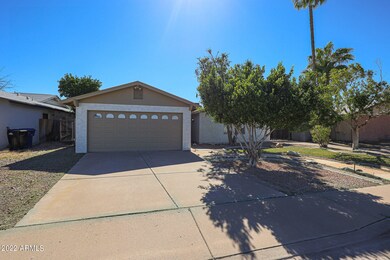 127 W Hunter St, Mesa, AZ 85201 - photo 2