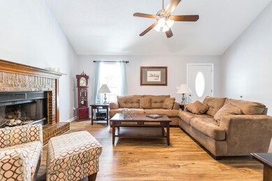 103 Lori Ct, Warner Robins, GA 31093 - photo 5
