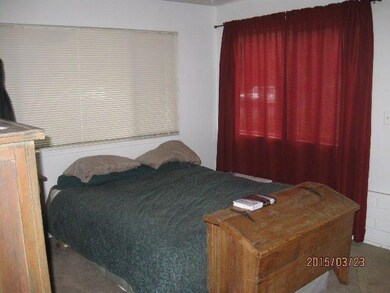 1217 SW L St, Grants Pass, OR 97526 - photo 5