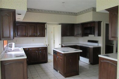 36 Cheshire Dr, Maryville, IL 62062 - photo 6