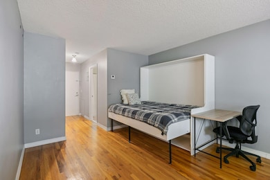 2639 Colfax Ave South - Spacecrafting - 0010.jpg