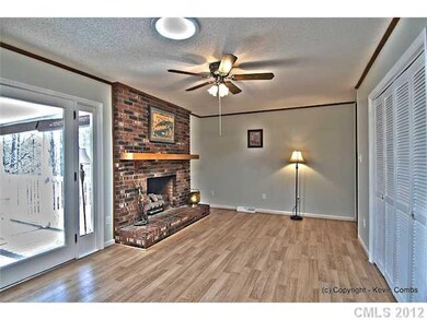 611 Berkshire Dr, Statesville, NC 28677 - photo 3