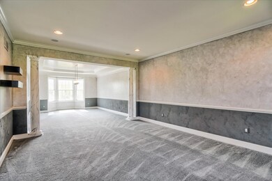 Living room w/custom molding