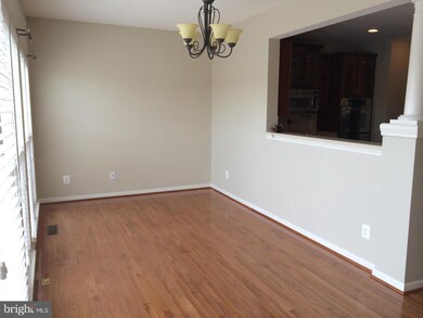 25396 Elm Terrace, Aldie, VA 20105 - photo 4