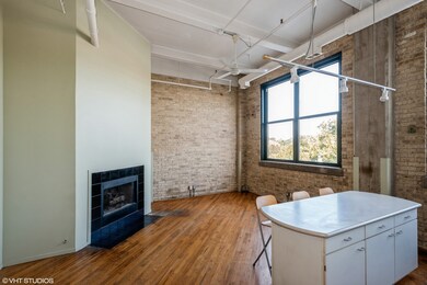 601 Linden Place unit 311, Evanston, IL 60202 - photo 2