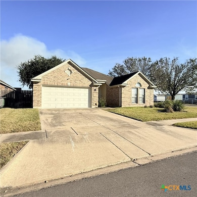 101 Appaloosa Ct, Victoria, TX 77904 - photo 2