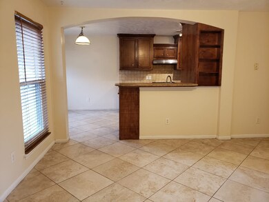 9226 Kingsrose Ln, Houston, TX 77075 - photo 6