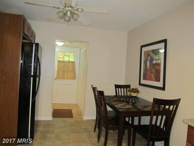 13021 Midsummer Ln, Bowie, MD 20715 - photo 3