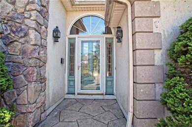 30111 Bonnie View Dr, Wickliffe, OH 44092 - photo 7