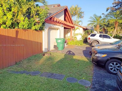 15041 SW 69th St, Miami, FL 33193 - photo 7