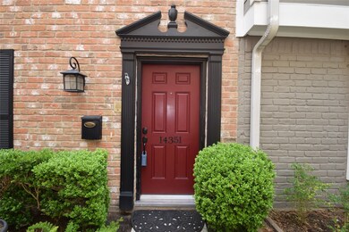 14351 Lost Meadow Ln, Houston, TX 77079 - photo 2