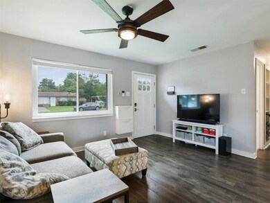 1520 Melanie Ln, Mesquite, TX 75149 - photo 6