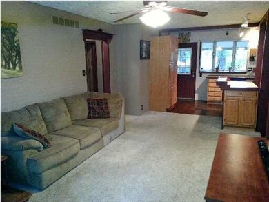 Open living room/kitchen is great for entertaing