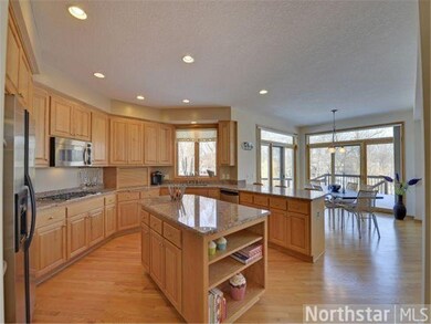 KITCHEN/INFORMAL DINING ROOM