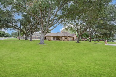 801 3rd St, Bay City, TX 77414 - photo 5