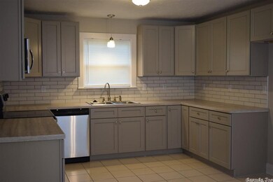 2115 Tyler St, Conway, AR 72034 - photo 6