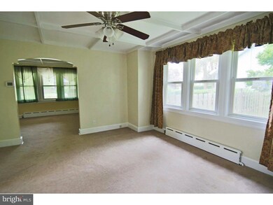 728 Kedron Ave, Morton, PA 19070 - photo 5