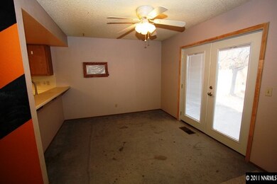 1657 Chatterly Ln, Sparks, NV 89434 - photo 3