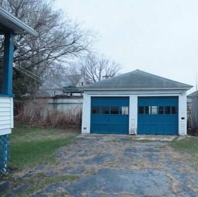 2 Garage