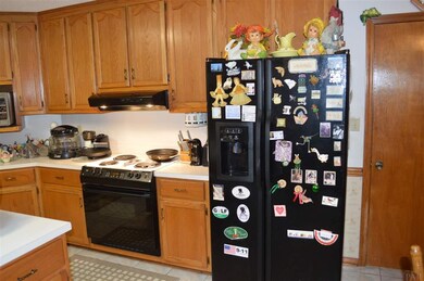 7401 Lillie Ln, Pensacola, FL 32526 - photo 4