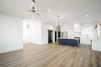 1702 Schnell Dr, Arabi, LA 70032 - photo 6