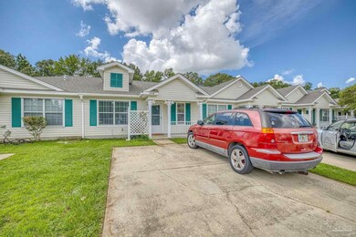 2558 Trailwood Dr, Cantonment, FL 32533 - photo 2