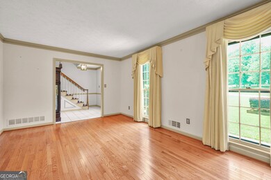 385 Dix Lee On Dr, Fairburn, GA 30213 - photo 6