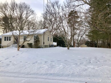 71 Bumble Bee Cir, Shrewsbury, MA 01545 - photo 2