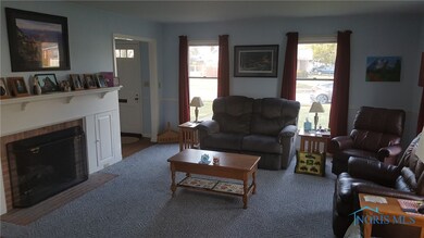 701 Erie St, Woodville, OH 43469 - photo 4