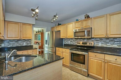 11420 Links Dr, Reston, VA 20190 - photo 7