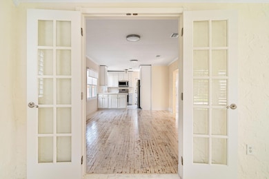 813 Avon Rd, West Palm Beach, FL 33401 - photo 6