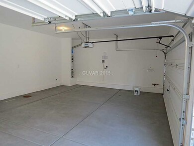 Garage.