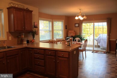 4226 Green Park Dr, Mount Joy, PA 17552 - photo 2