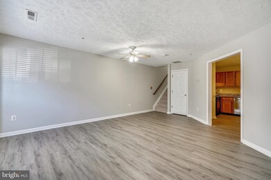 8842 Goose Landing Cir, Columbia, MD 21045 - photo 2