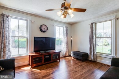 13920 Darnestown Rd, Gaithersburg, MD 20878 - photo 7